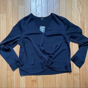 Express Knotted Front Top